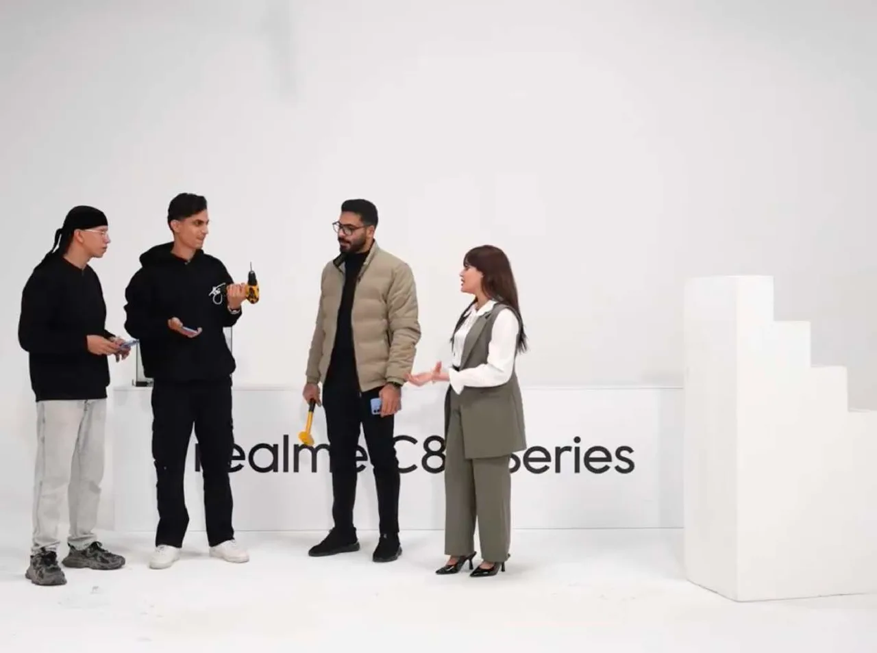 Hosts on the realme C8 series live launch set